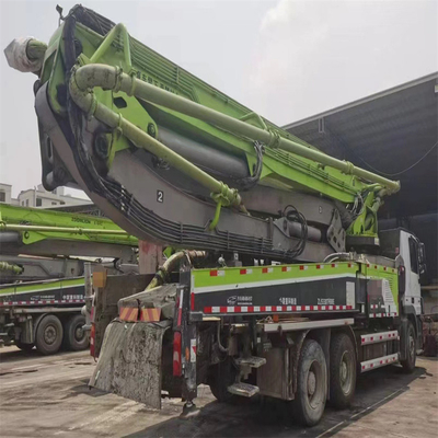 Подгонянное ³ /H 550L конкретного насоса подержанное 120M смесителя IVECO